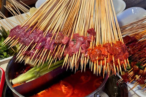 签签串串香店 签签串串香店