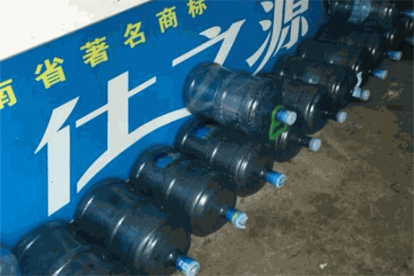 仕之源桶装水 仕之源桶装水
