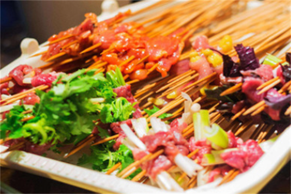 随意串串香 随意串串香