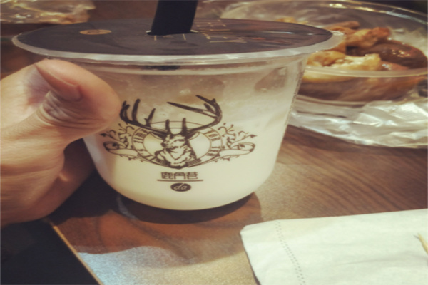 THE ALLEY鹿角巷 THE ALLEY鹿角巷