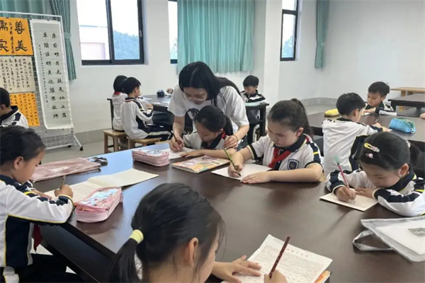 快乐习字教育