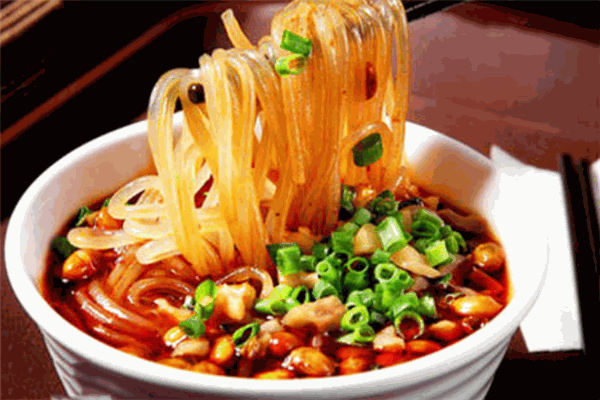 麻太吉鲜香酸辣粉