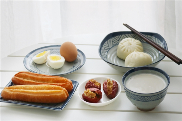 酉鸡早餐驿站
