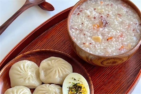 酉鸡早餐驿站