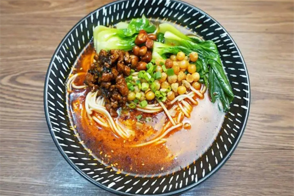 新嬴家重庆小面加盟