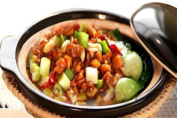 一个米屋砂锅饭加盟