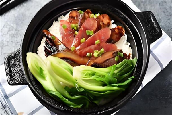 一个米屋砂锅饭加盟