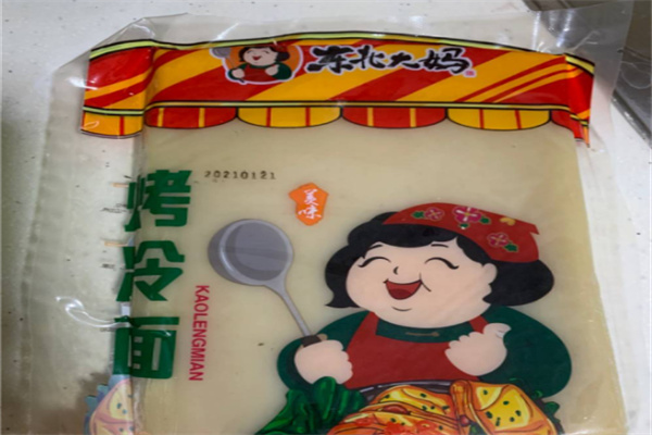 东北大妈烤冷面 东北大妈烤冷面