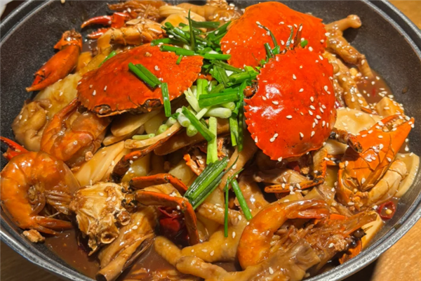 萌煲煲肉蟹煲