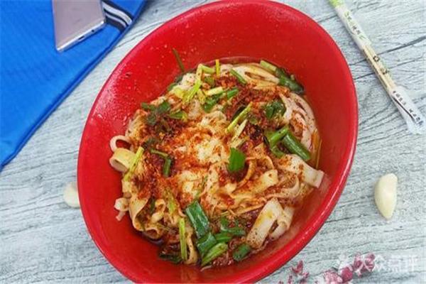 窑洞人家扯面