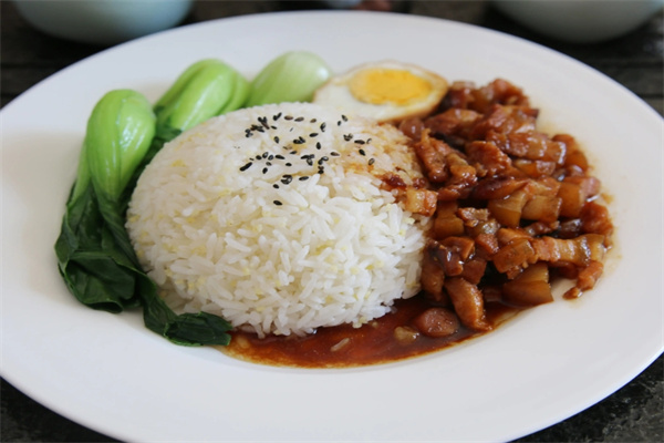 唐小馋卤汁拌饭