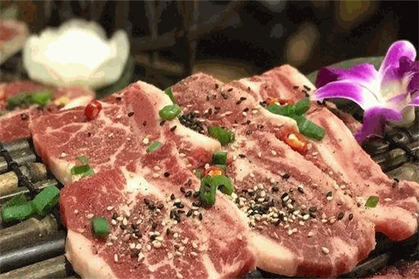 乾草和牛日式烤肉