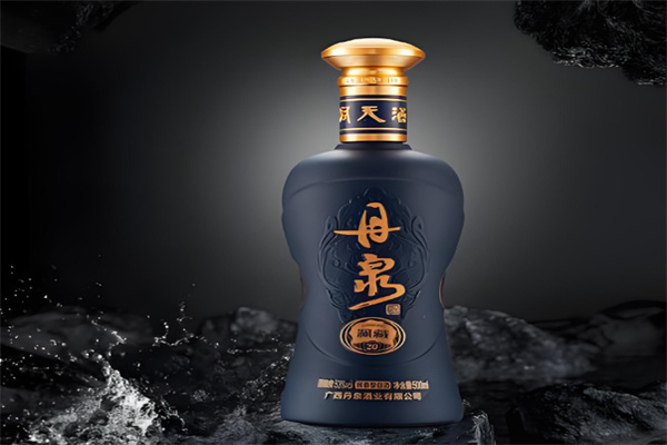 丹泉白酒
