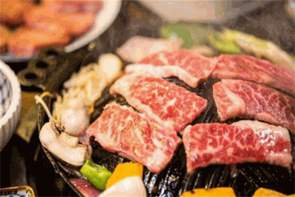 火炙团烤肉店