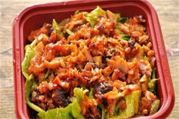 爱时尚烤肉拌饭