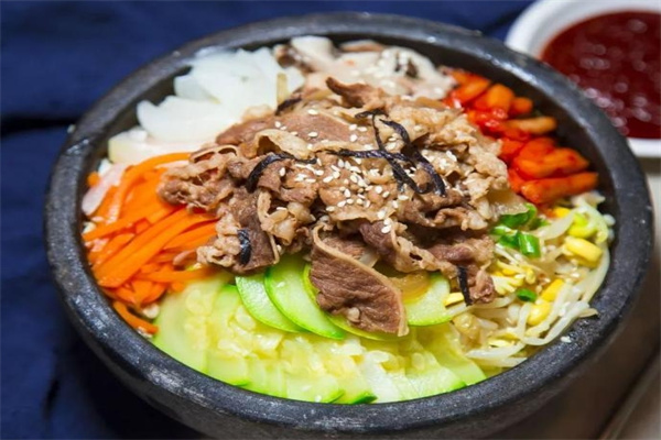 金英玉活力石锅拌饭