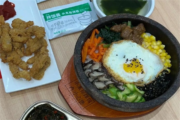 小寨石锅拌饭加盟
