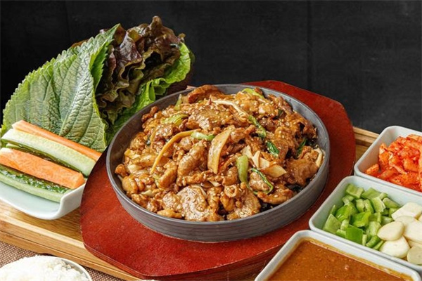 小寨石锅拌饭加盟