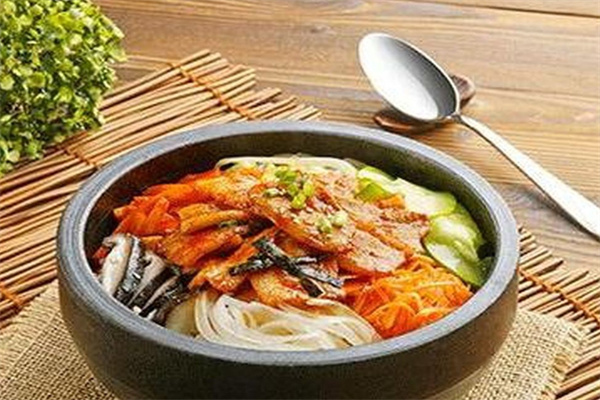 金英玉活力石锅拌饭