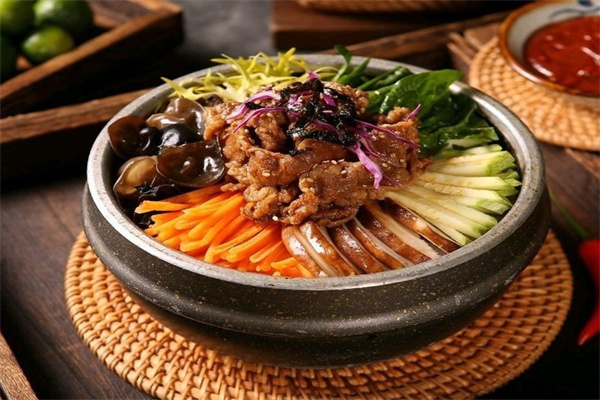 韩聚阁石锅拌饭