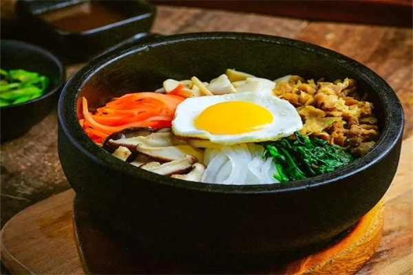 韩聚阁石锅拌饭