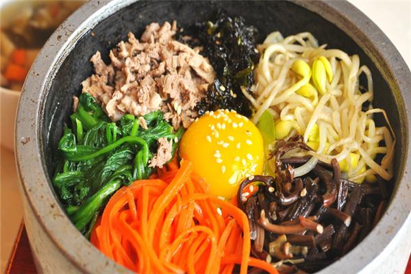 韩红石锅拌饭
