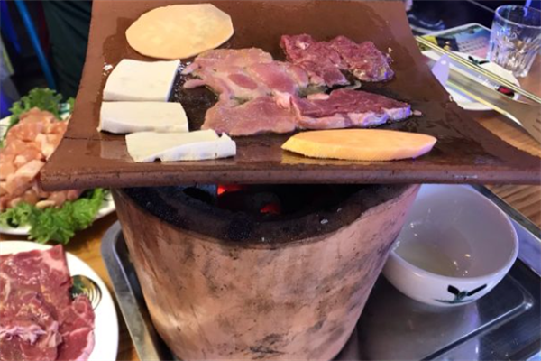 哥俩瓦片烤肉