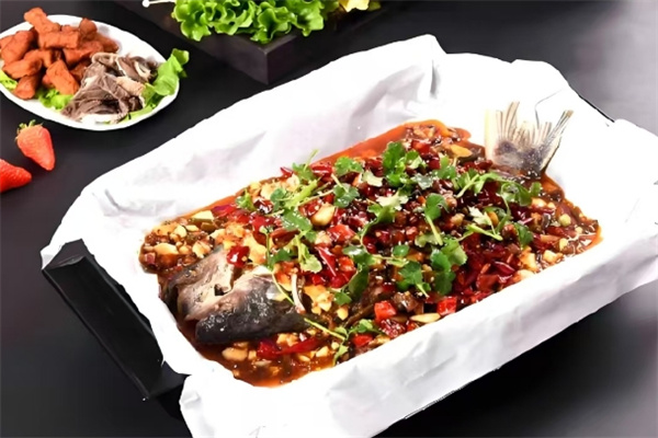 鱼之缘纸上烤鱼