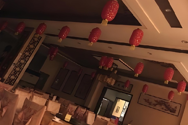 申佰圣烤鸭店 申佰圣烤鸭店