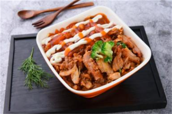 野兽烤肉拌饭