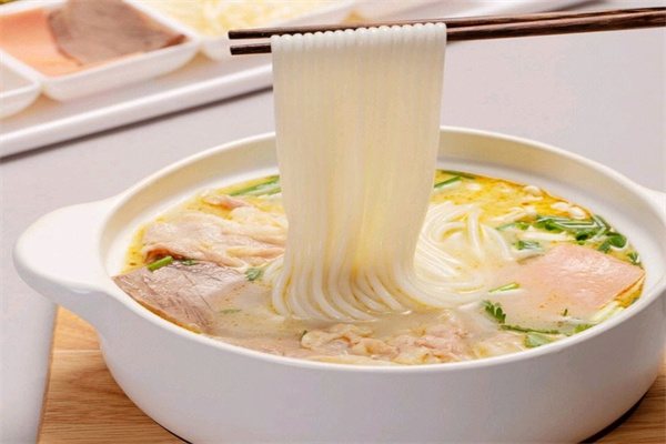 云明过桥米线加盟