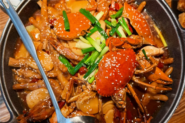 馋仔肉蟹煲