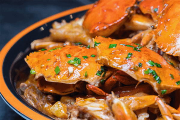 蟹味美肉蟹煲