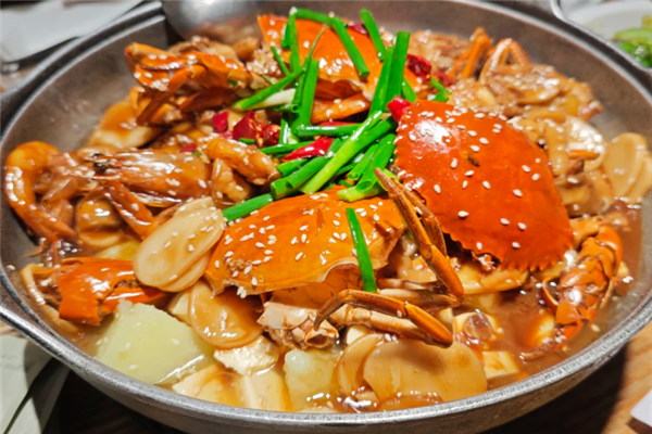 留川疯肉蟹煲 留川疯肉蟹煲