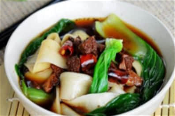 奥博牛肉板面 奥博牛肉板面