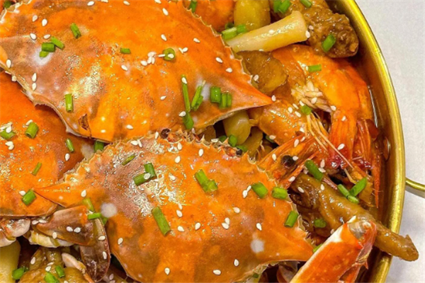 全家福肉蟹煲 全家福肉蟹煲
