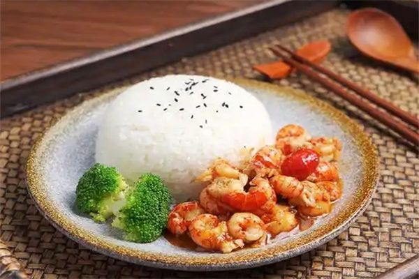 周大虾龙虾盖浇饭