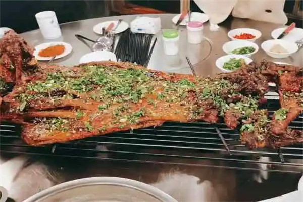 蓉舒苑烤全羊 蓉舒苑烤全羊