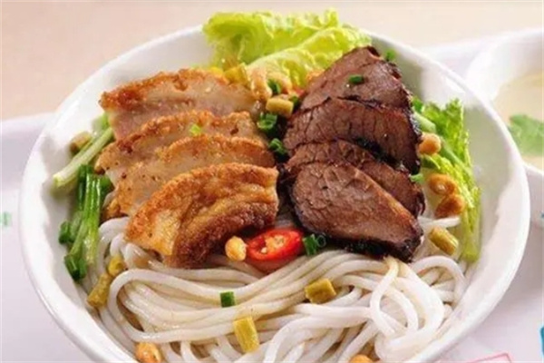 轻卤桂林米粉