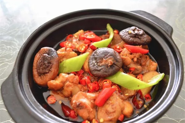 胖嫂黄焖鸡米饭加盟
