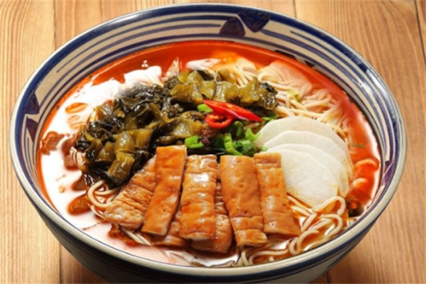 泉面捞面
