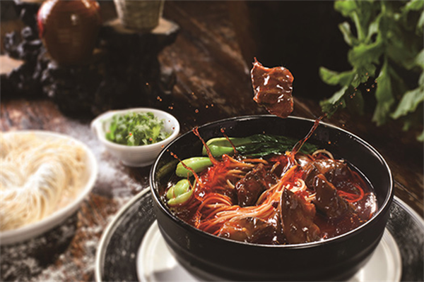 牛吃草宁波牛肉面 牛吃草宁波牛肉面