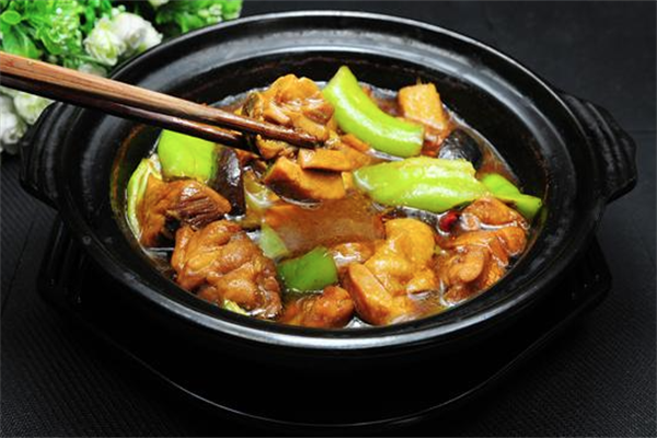 中肴黄焖鸡米饭加盟