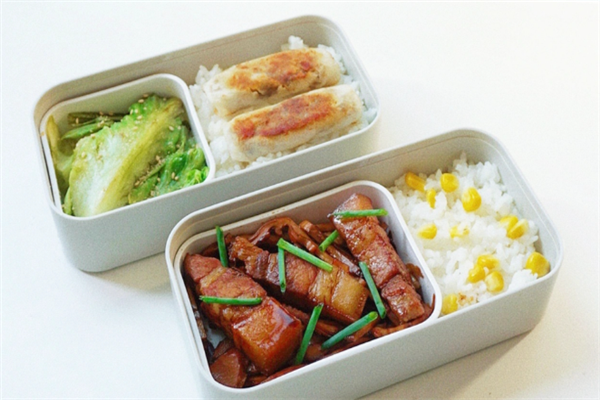 炖诱诱老妈炖肉盒饭