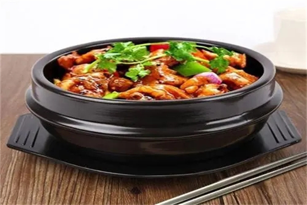 品味砂锅加盟