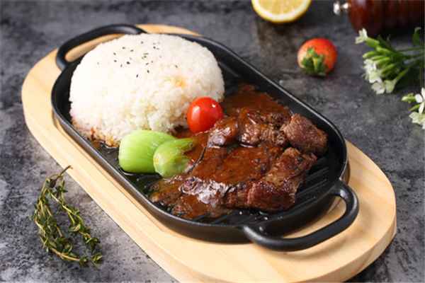 龚友米鲜森铁板牛肉饭 龚友米鲜森铁板牛肉饭