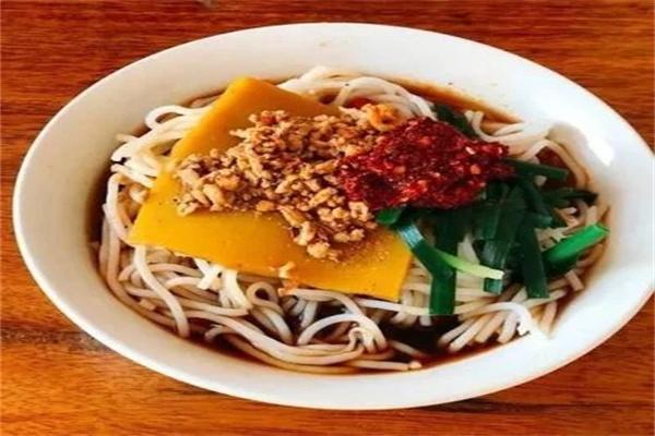 顺兴隆鸡汤面馆 顺兴隆鸡汤面馆