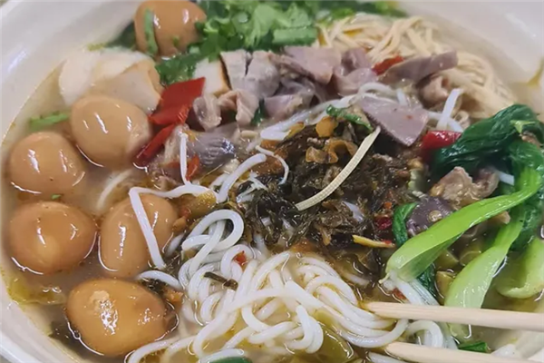 牛大大泡椒牛肉米线