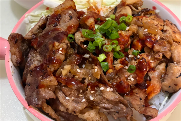 柒少爷烧肉饭
