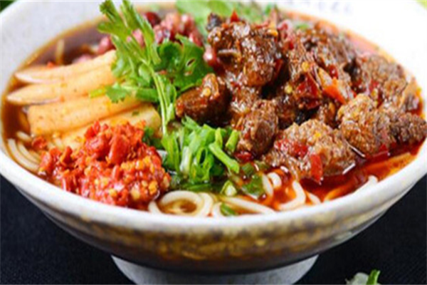 三个颜色牛肉炖粉 三个颜色牛肉炖粉